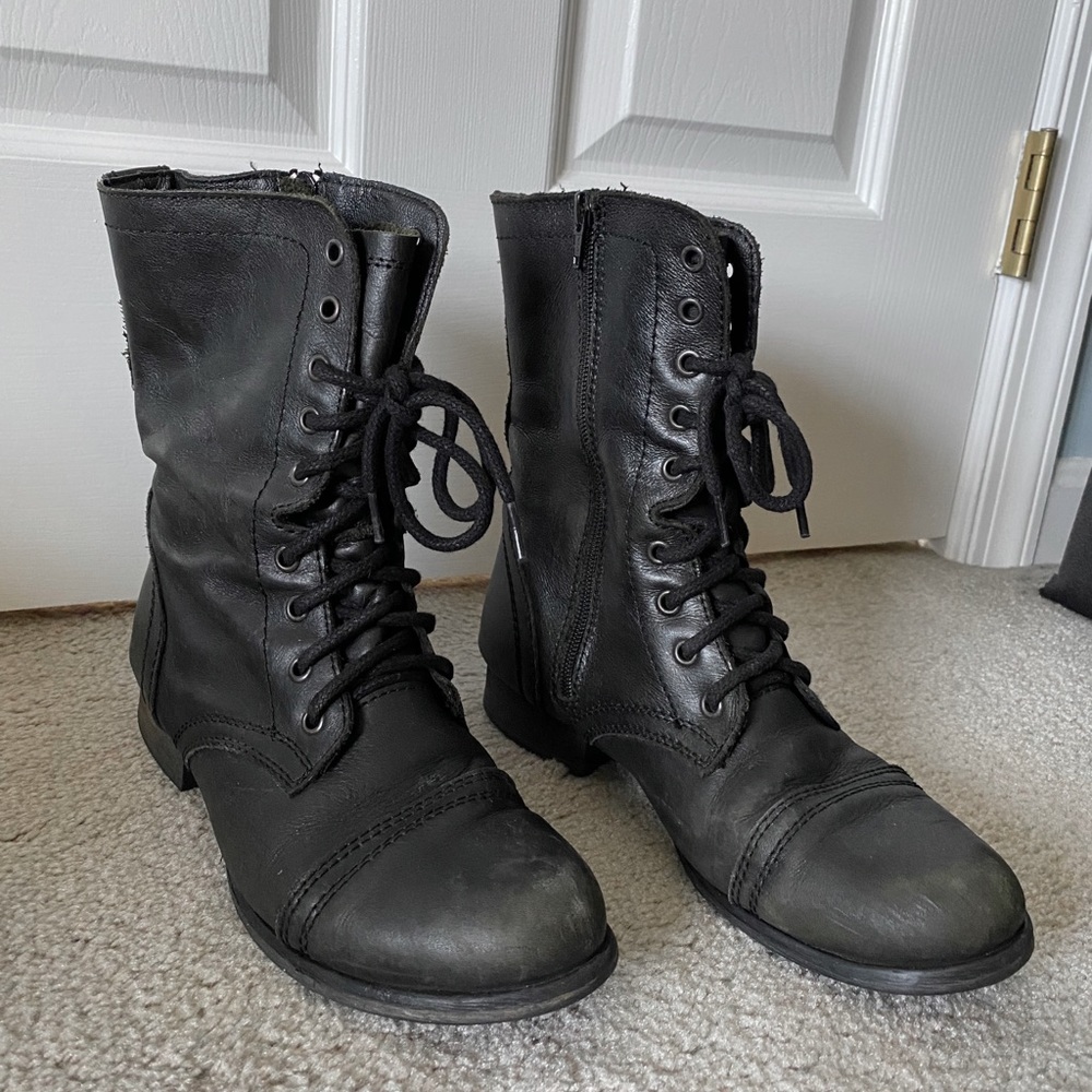 Lace Up Boots - Steve Madden